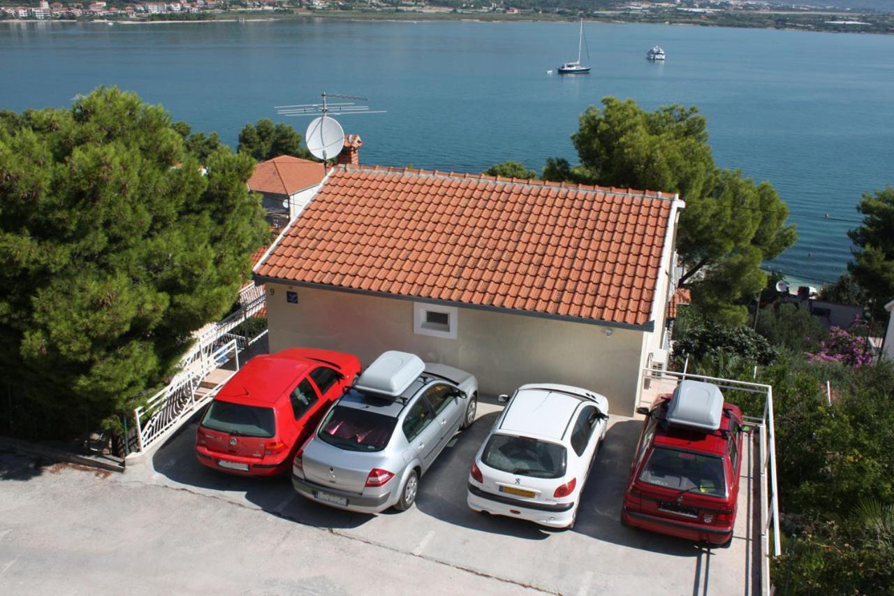 Antonio Apartments Traù Esterno foto